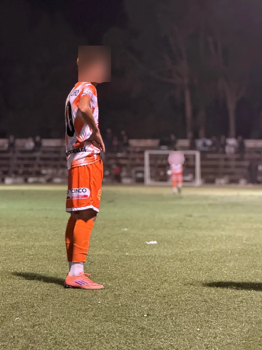 Jugador de club amateur de la Cuarta Región apoyado por Cinco Salud